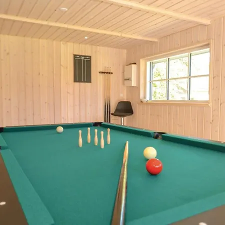 Awesome Home In Væggerløse With Wifi