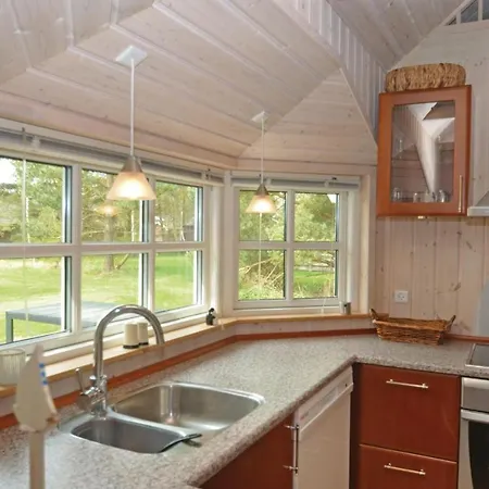 Awesome Home In Væggerløse With Wifi Feriehus Bøtø By